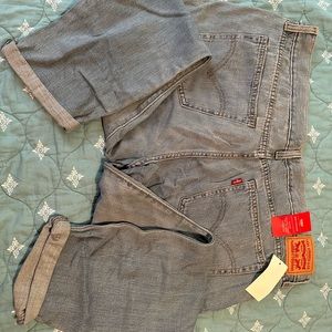 Levi’s Boyfriend Jeans